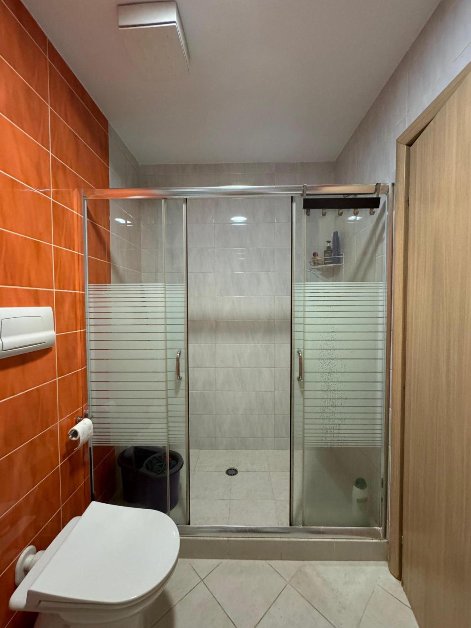 Diem Apartment Near Pazari I Ri Tirana Esterno foto
