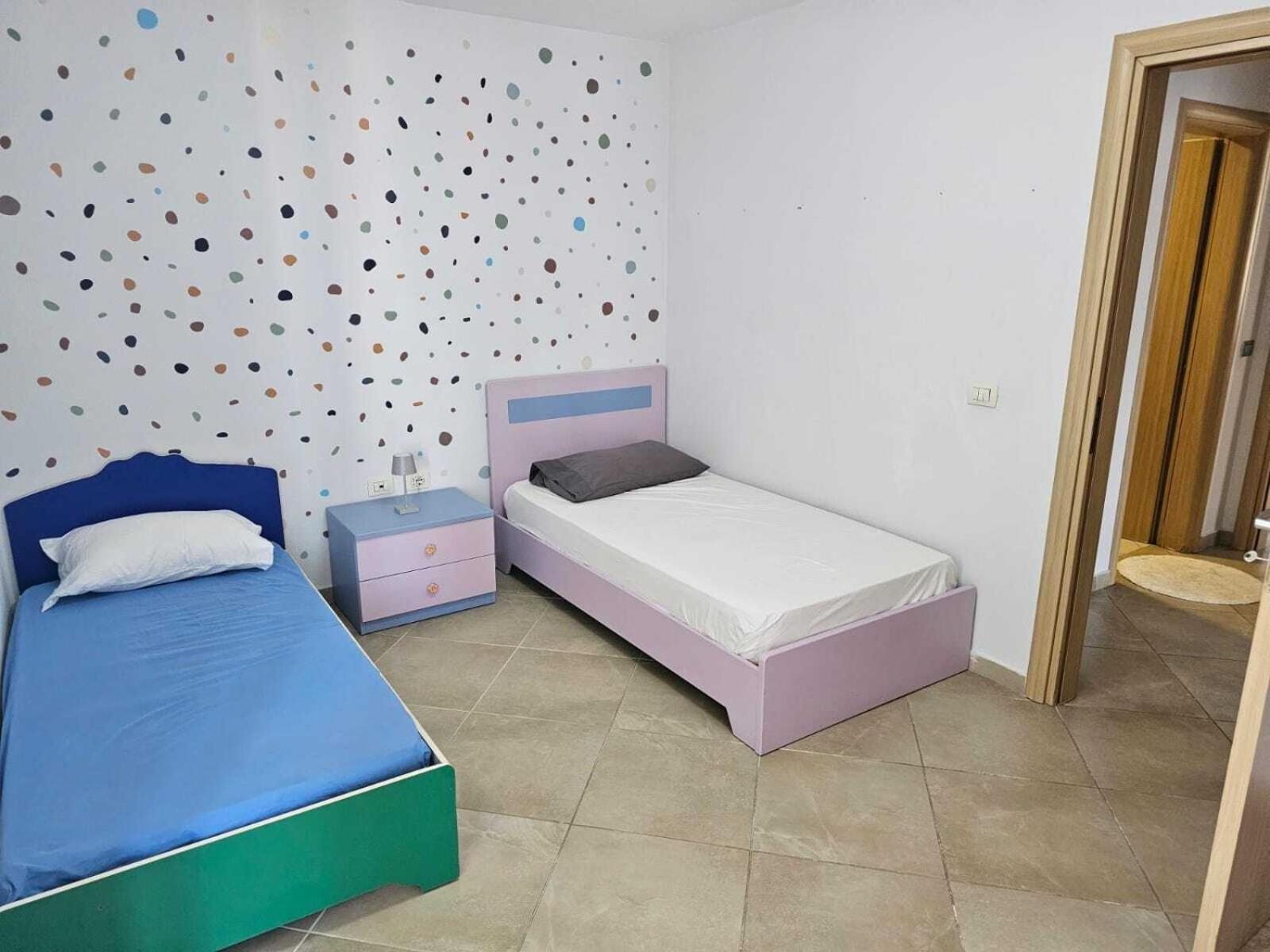 Diem Apartment Near Pazari I Ri Tirana Esterno foto